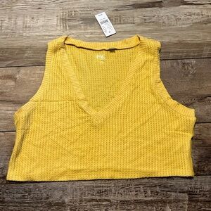 🆕PACSUN JINGLE COZY VEST SIZE S